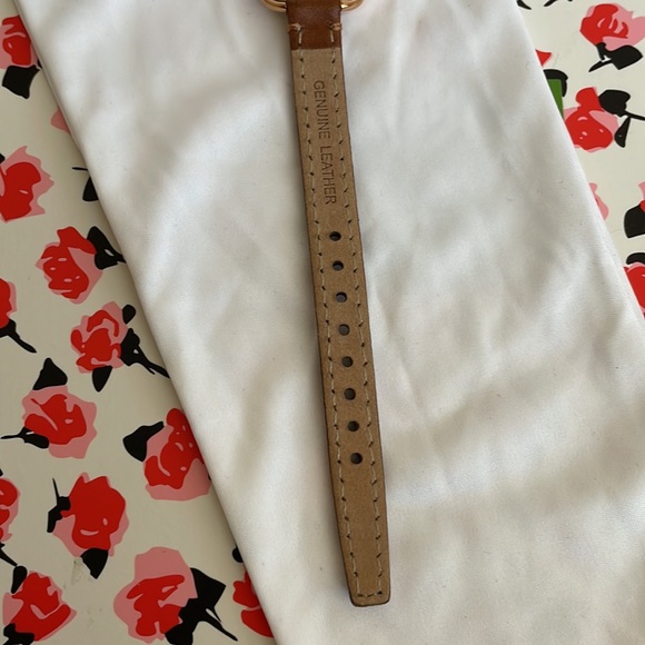 Relic Rose Gold Leather Watch - Picture 7 of 7